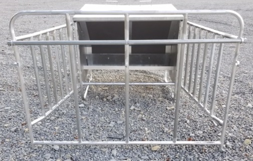 #650 Calf Creep Feeder